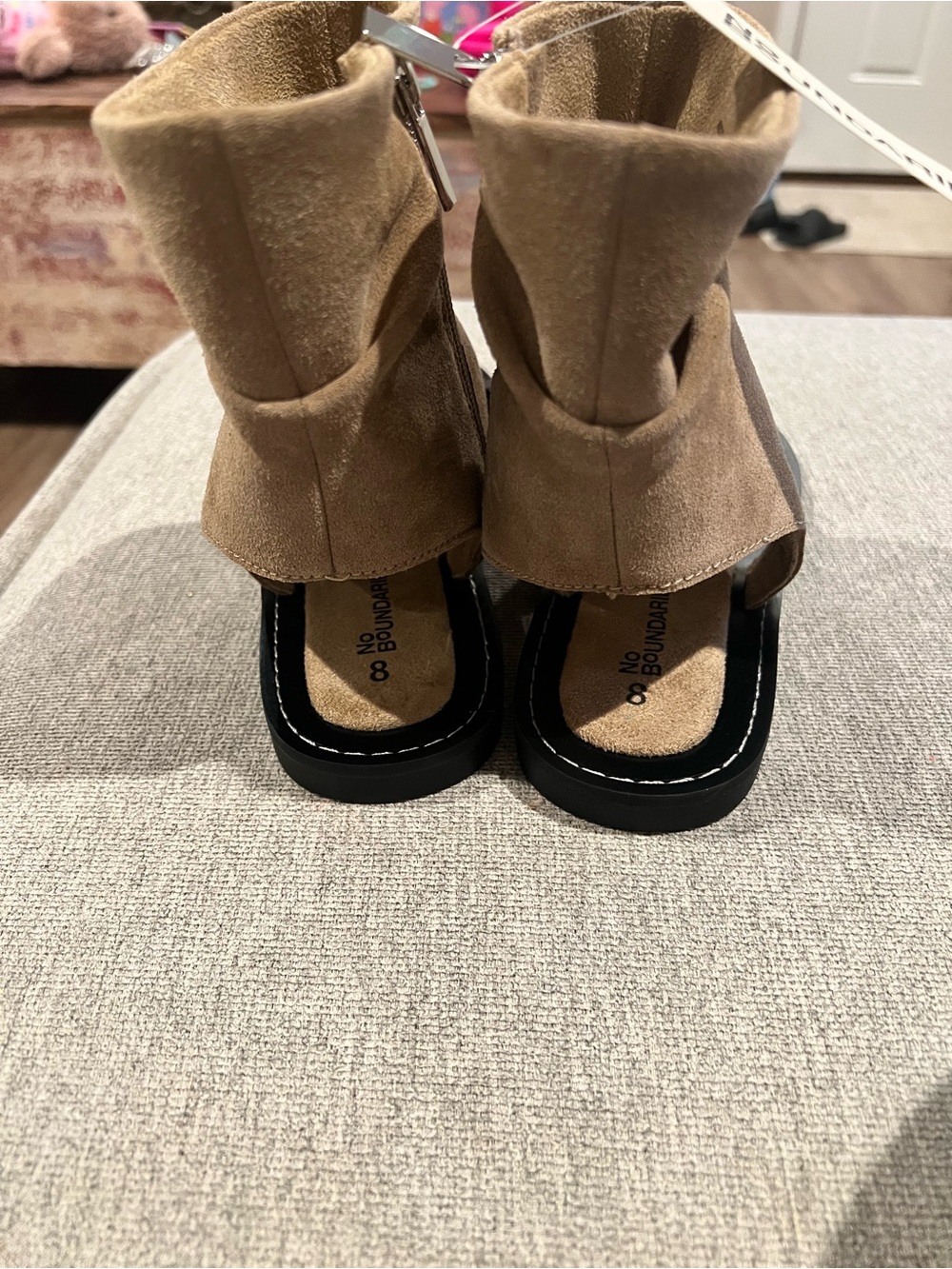No Boundaries Tan Suede Thong Sandal Boots - Picture 7 of 7